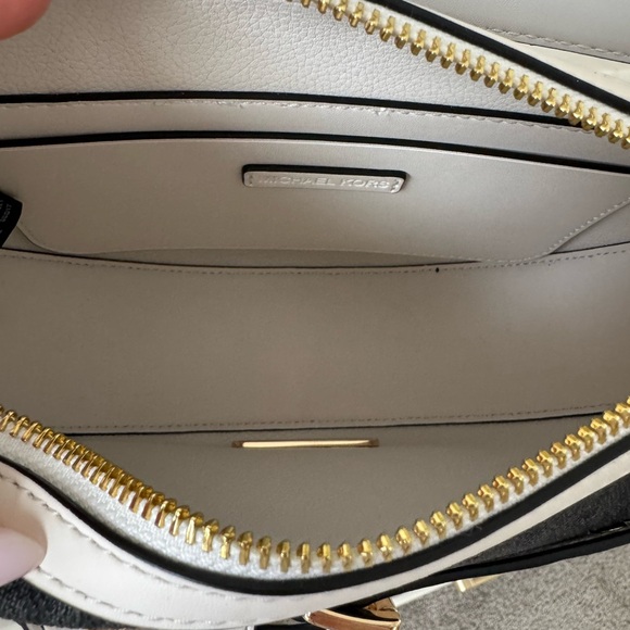 Michael Kors Black and White Emilia Medium Logo Shoulder Bag - Picture 3 of 8